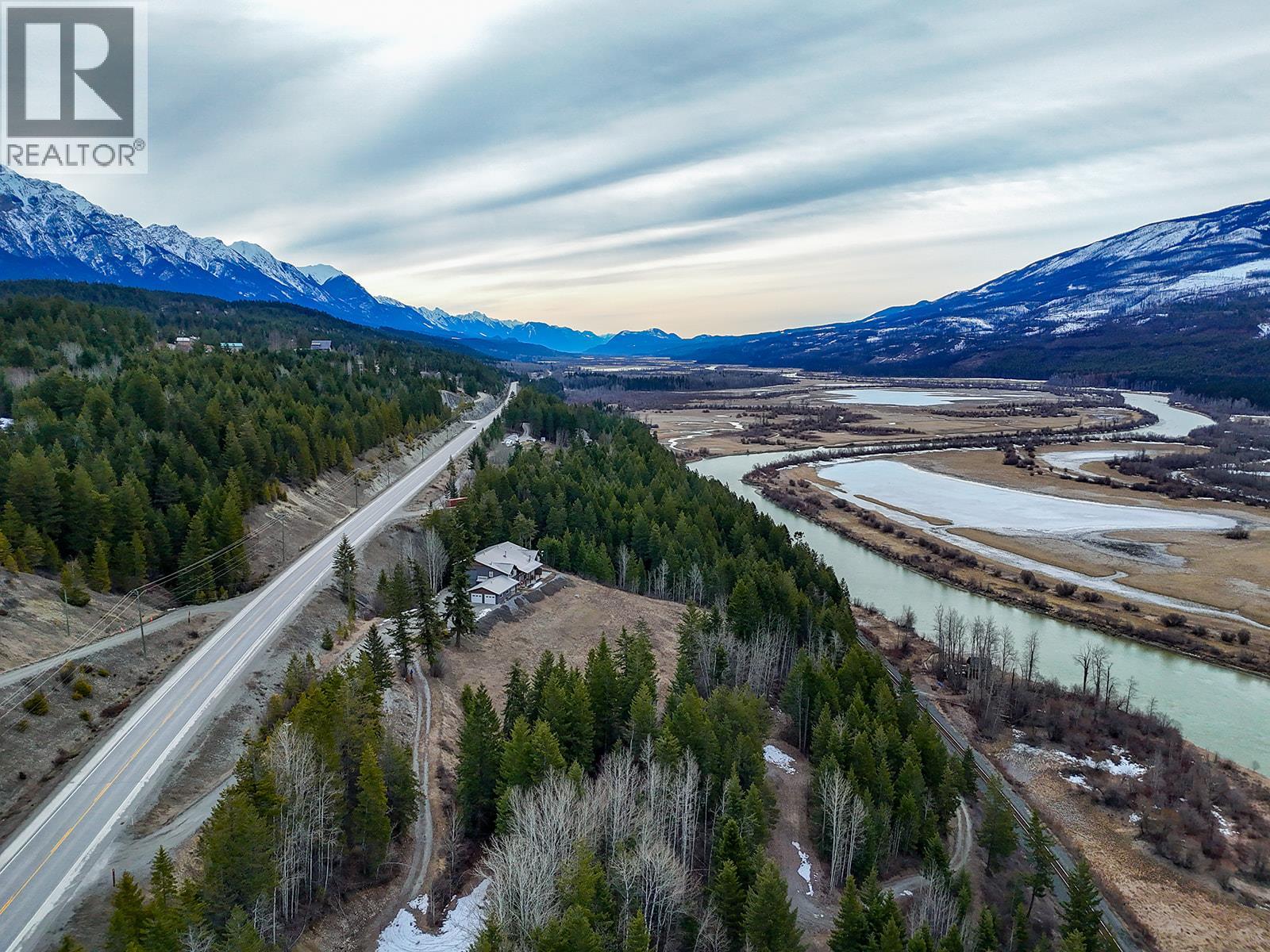 1756 Highway 95 Highway, Golden, British Columbia  V0A 1H0 - Photo 50 - 10381893