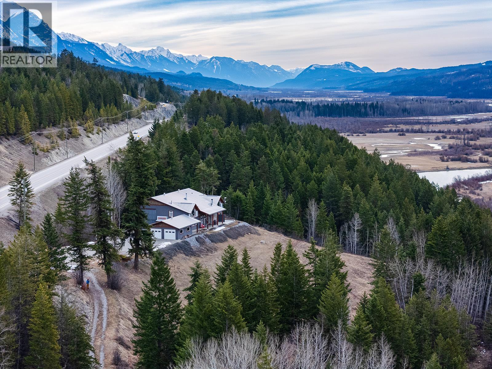 1756 Highway 95 Highway, Golden, British Columbia  V0A 1H0 - Photo 51 - 10381893