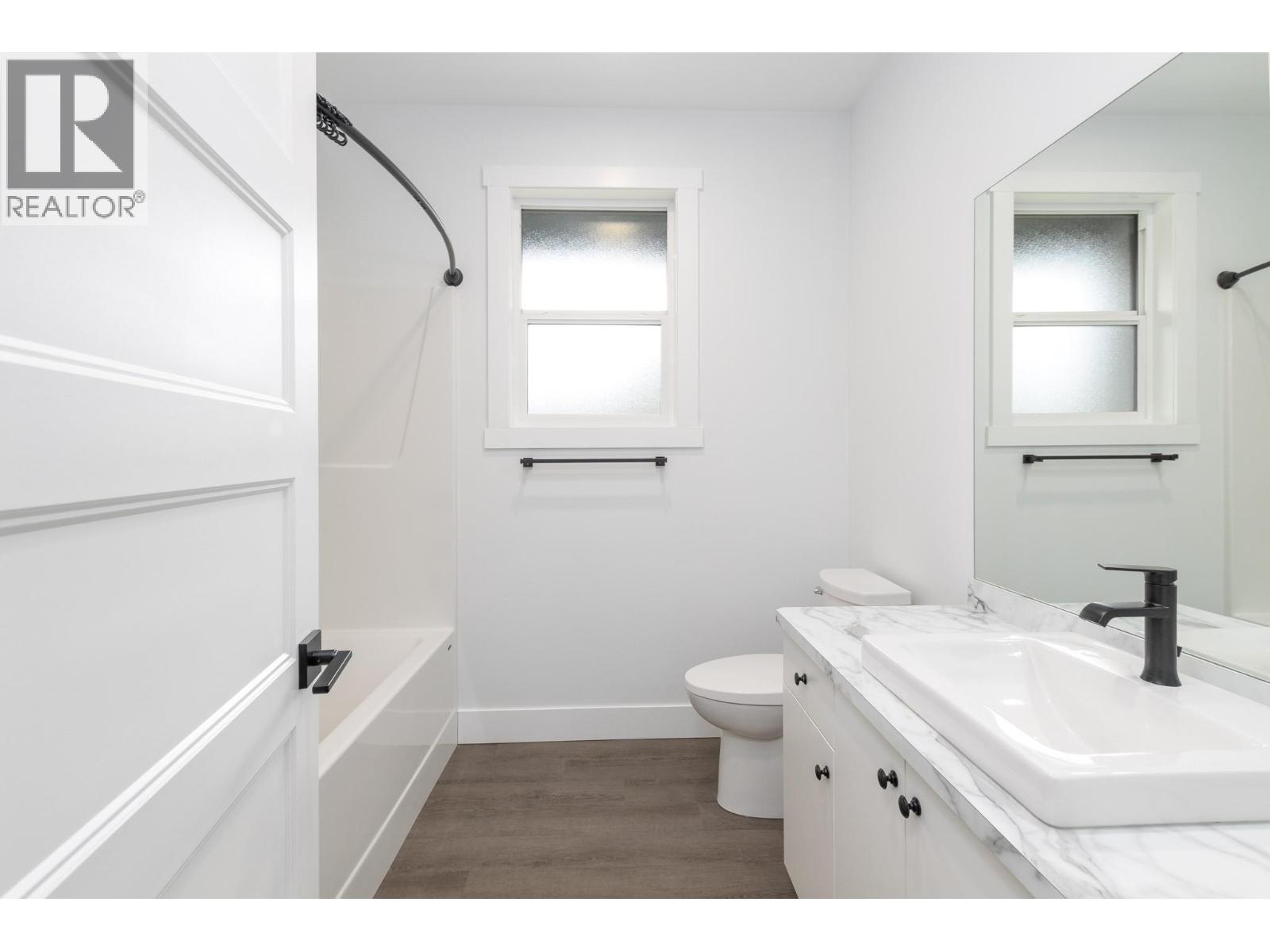 1441 20 Avenue Se Unit# 4, Salmon Arm, British Columbia  V1E 2M9 - Photo 35 - 10381754