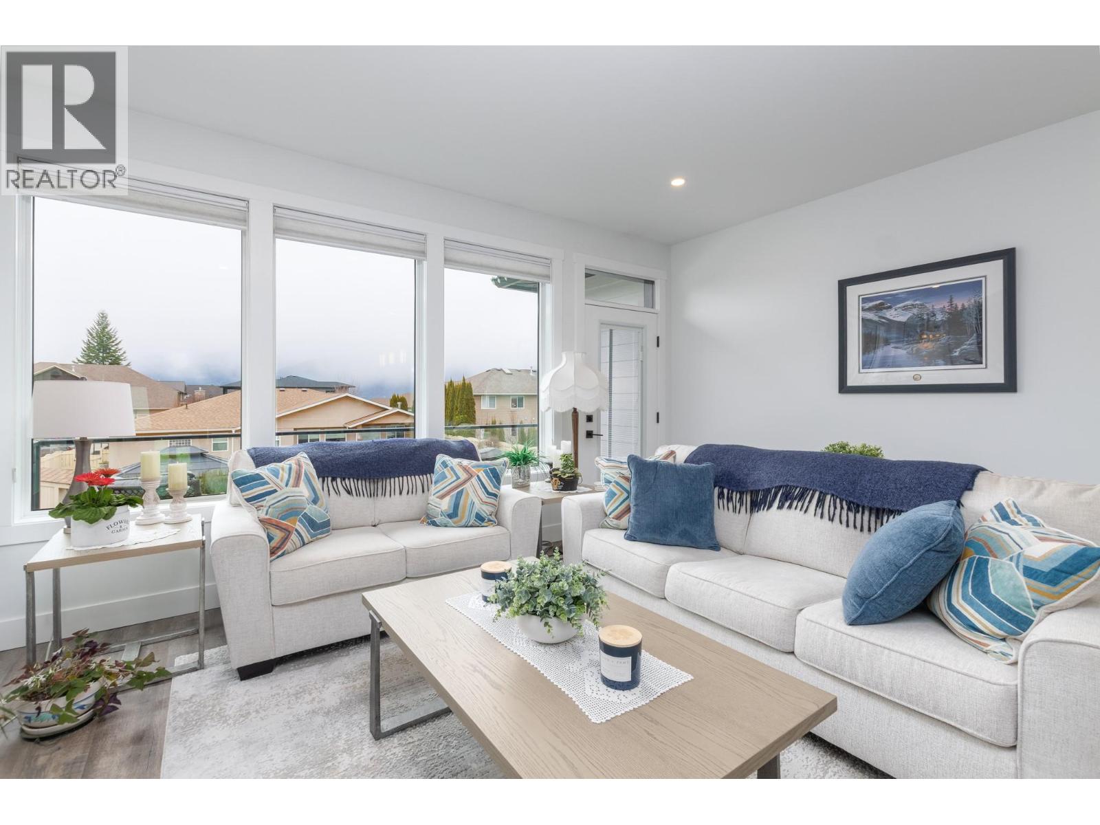 1441 20 Avenue Se Unit# 4, Salmon Arm, British Columbia  V1E 2M9 - Photo 4 - 10381754