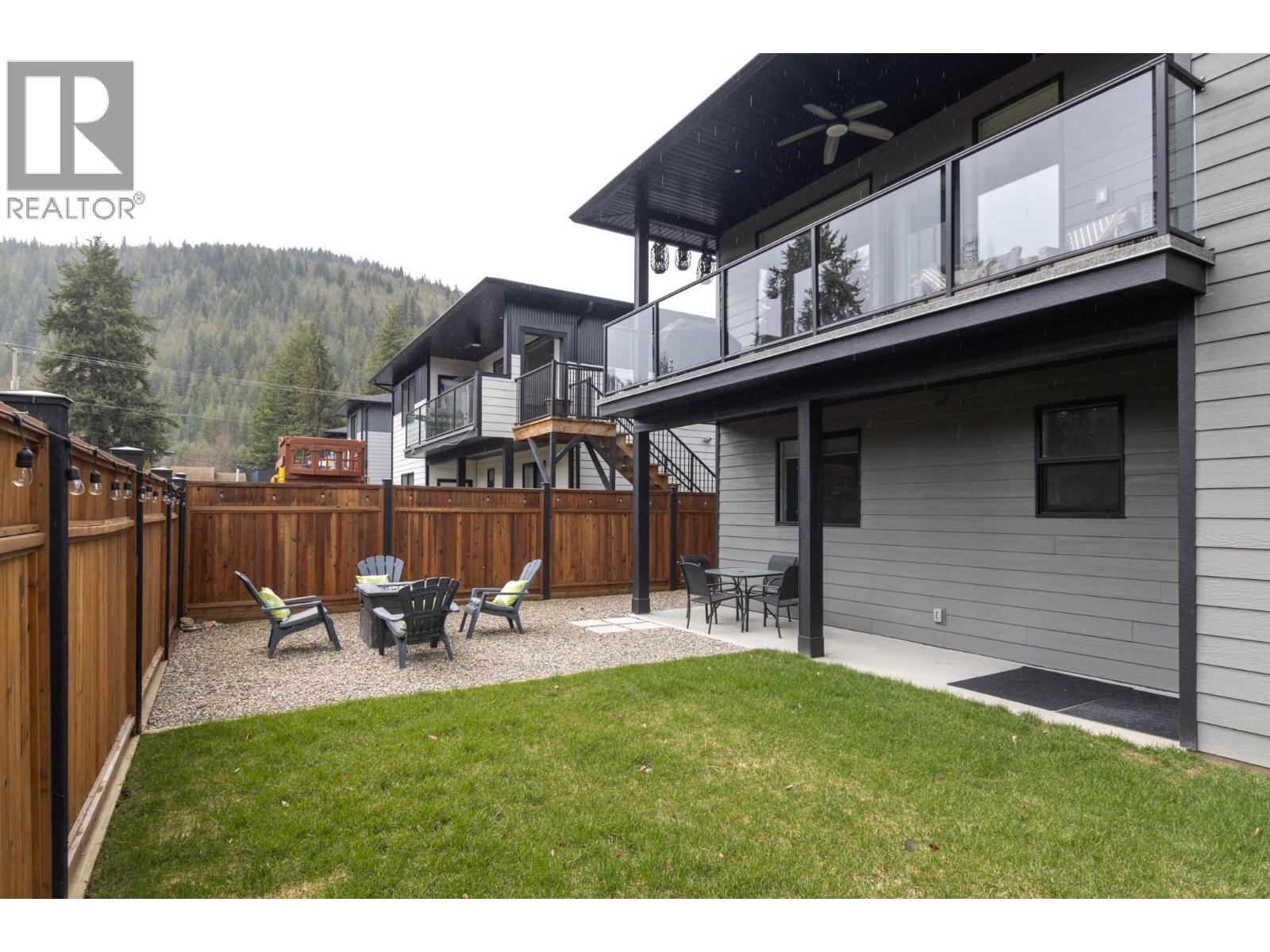 1441 20 Avenue Se Unit# 4, Salmon Arm, British Columbia  V1E 2M9 - Photo 40 - 10381754