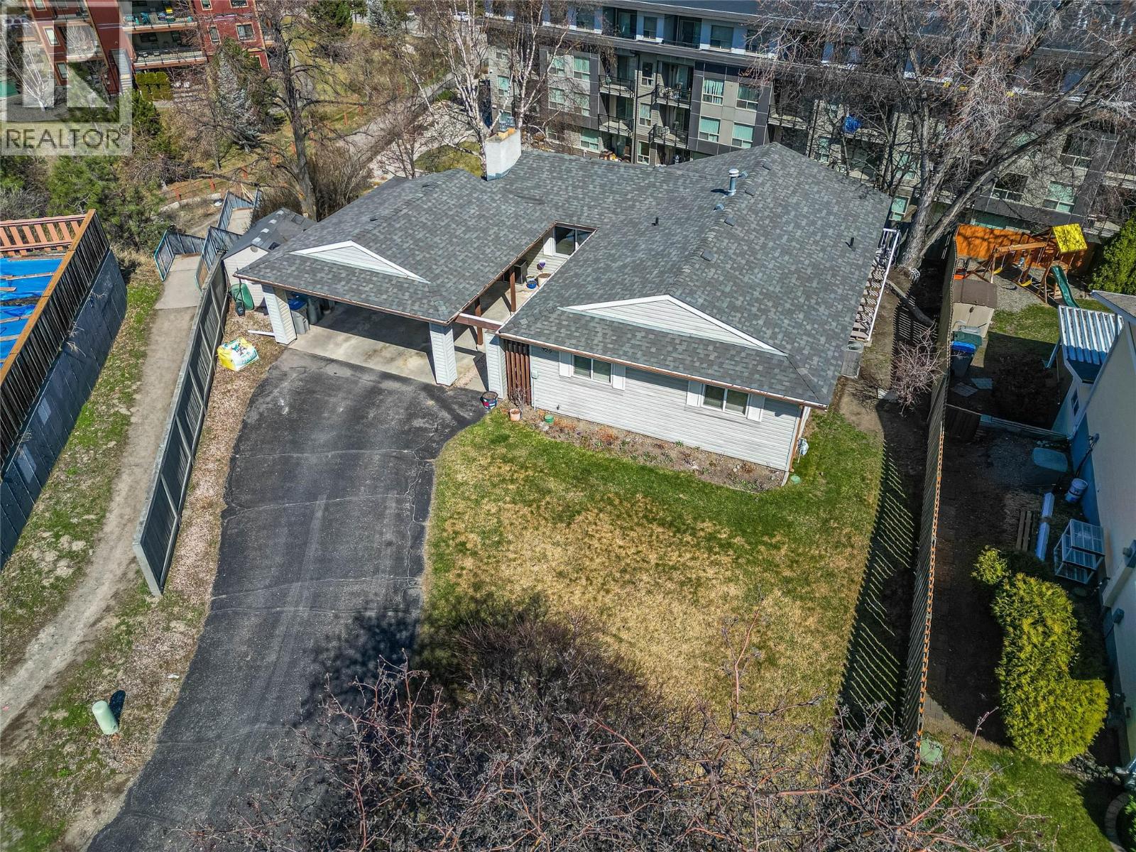 320 Whiteshield Crescent, Kamloops, British Columbia  V2E 1G1 - Photo 30 - 10379907