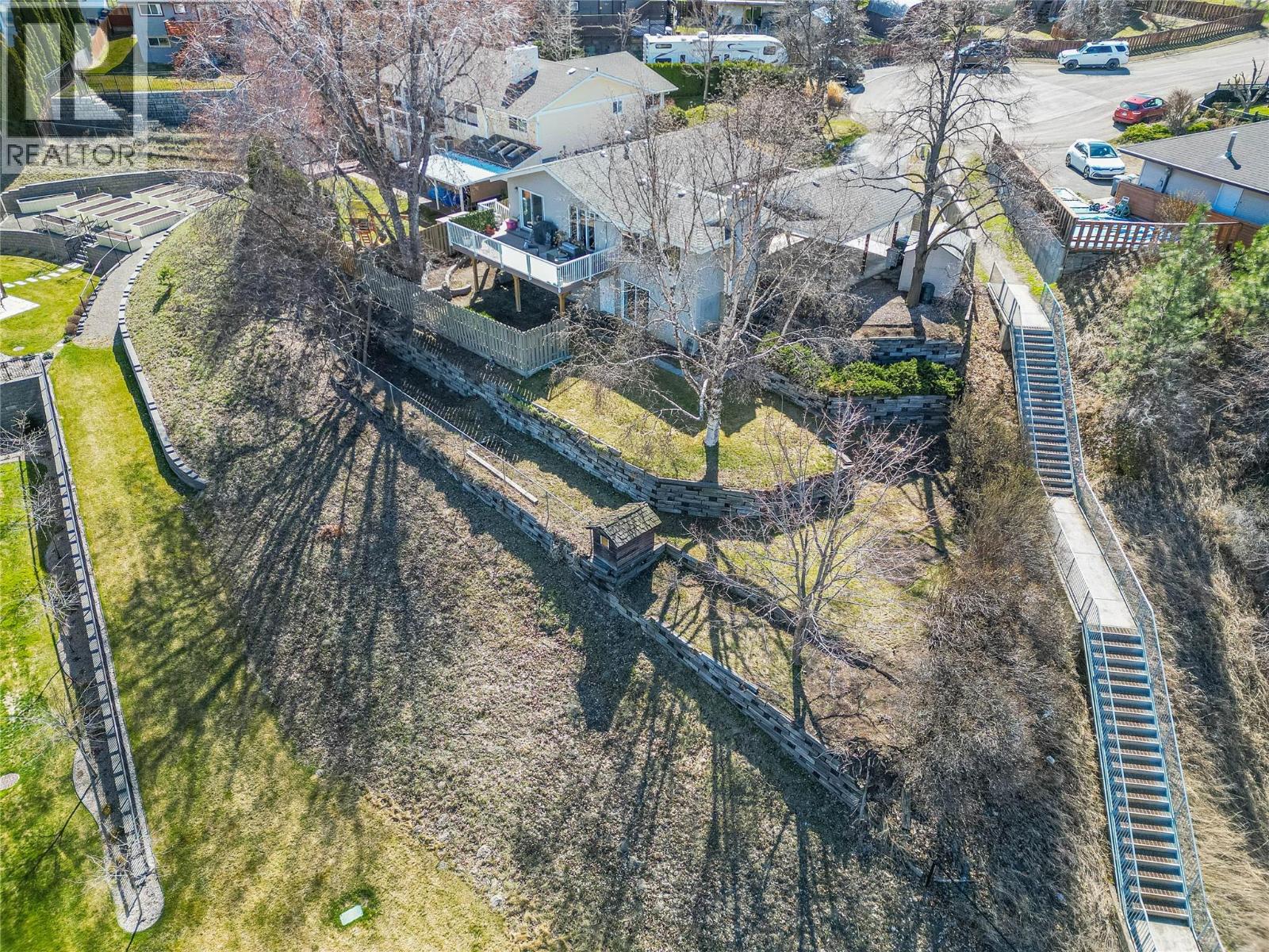 320 Whiteshield Crescent, Kamloops, British Columbia  V2E 1G1 - Photo 33 - 10379907