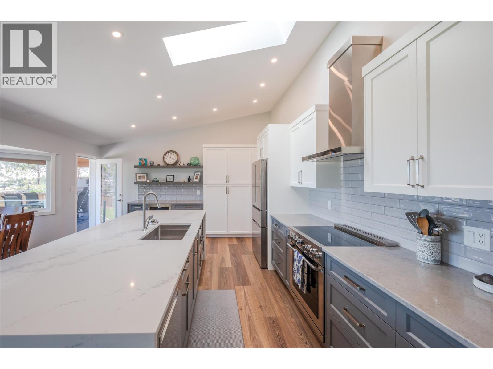 153 Westview Drive, Penticton, British Columbia  V2A 7V9 - Photo 10 - 10381429