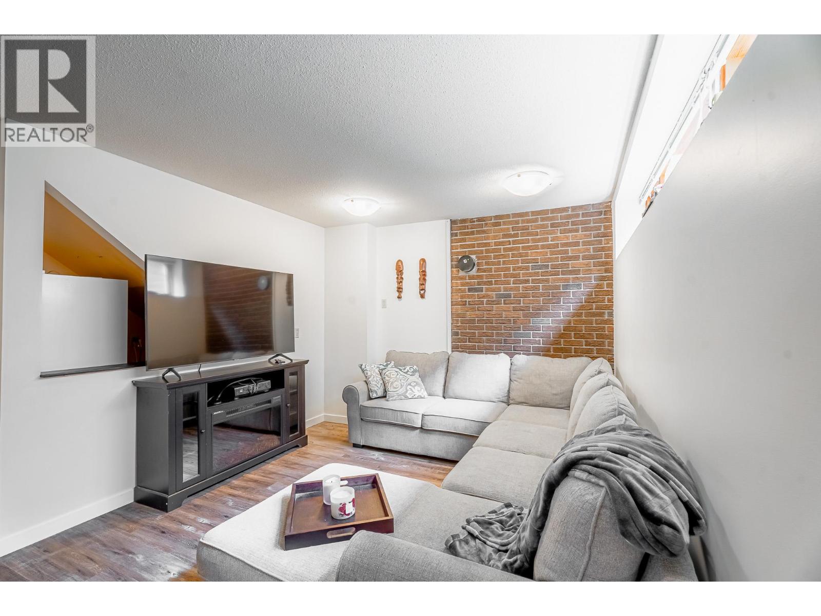 913 Huntleigh Crescent, Kamloops, British Columbia  V1S 1G7 - Photo 9 - 10382037