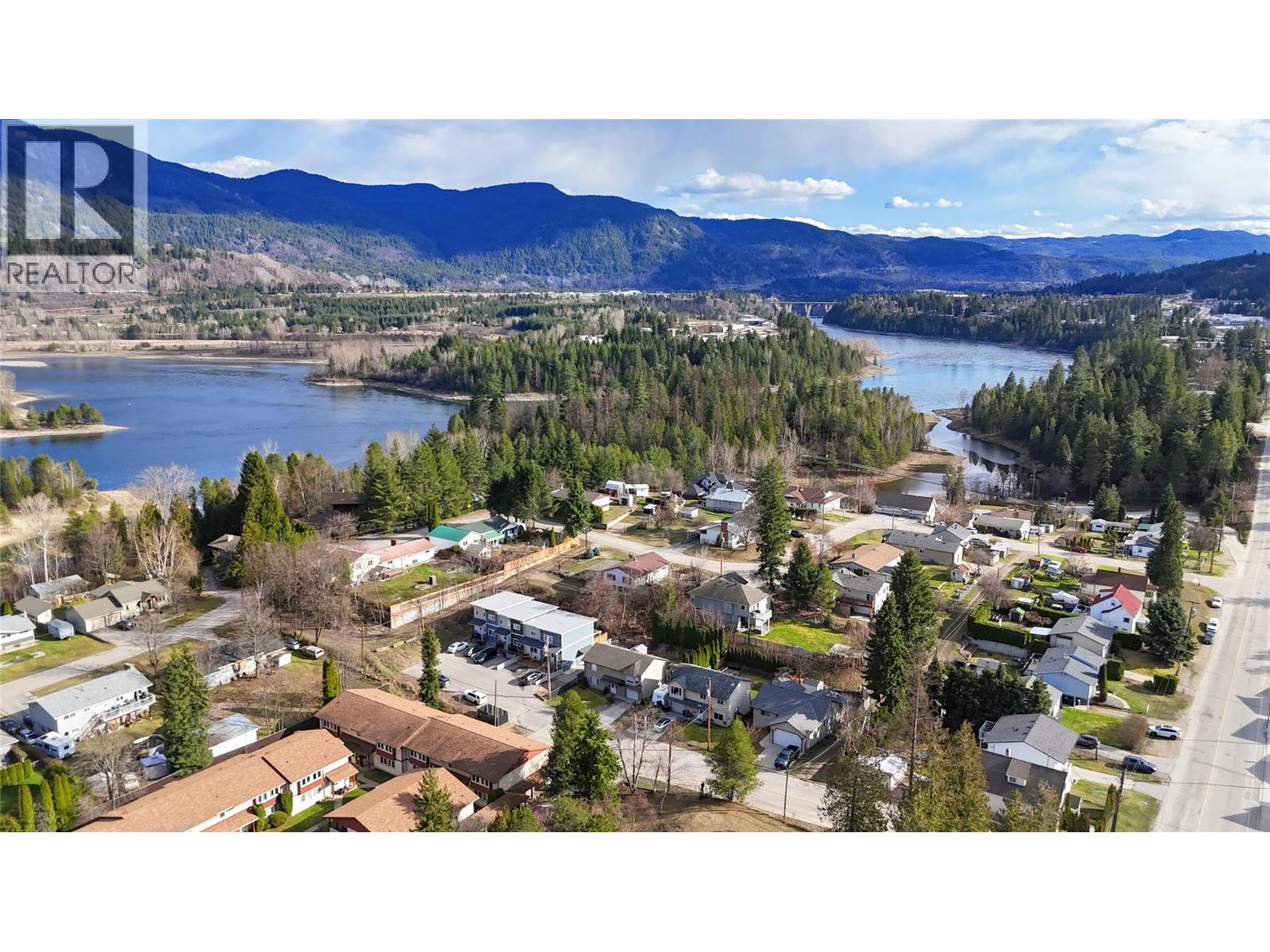 644 8th Street, Castlegar, British Columbia  V1N 4X1 - Photo 14 - 10381927