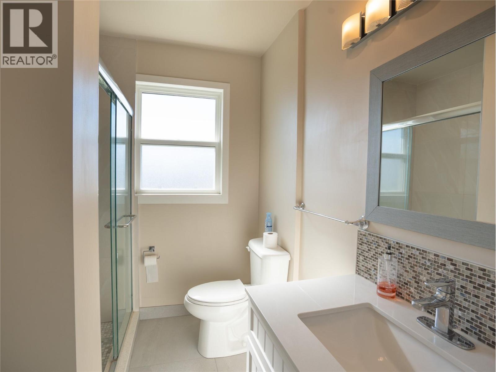 7212 Heron Lane, Osoyoos, British Columbia  V0H 1V0 - Photo 10 - 10381493