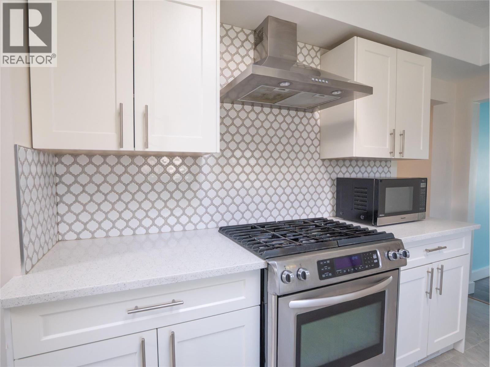 7212 Heron Lane, Osoyoos, British Columbia  V0H 1V0 - Photo 5 - 10381493