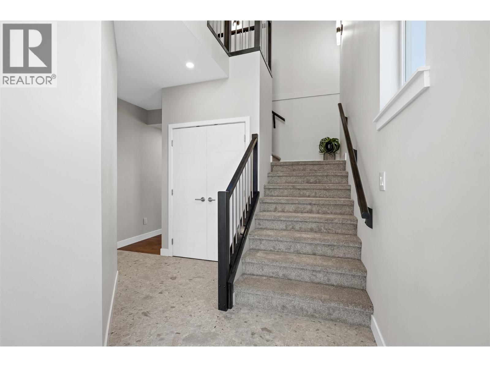 2050 Grasslands Boulevard Unit# 148, Kamloops, British Columbia  V2B 0K7 - Photo 6 - 10380414