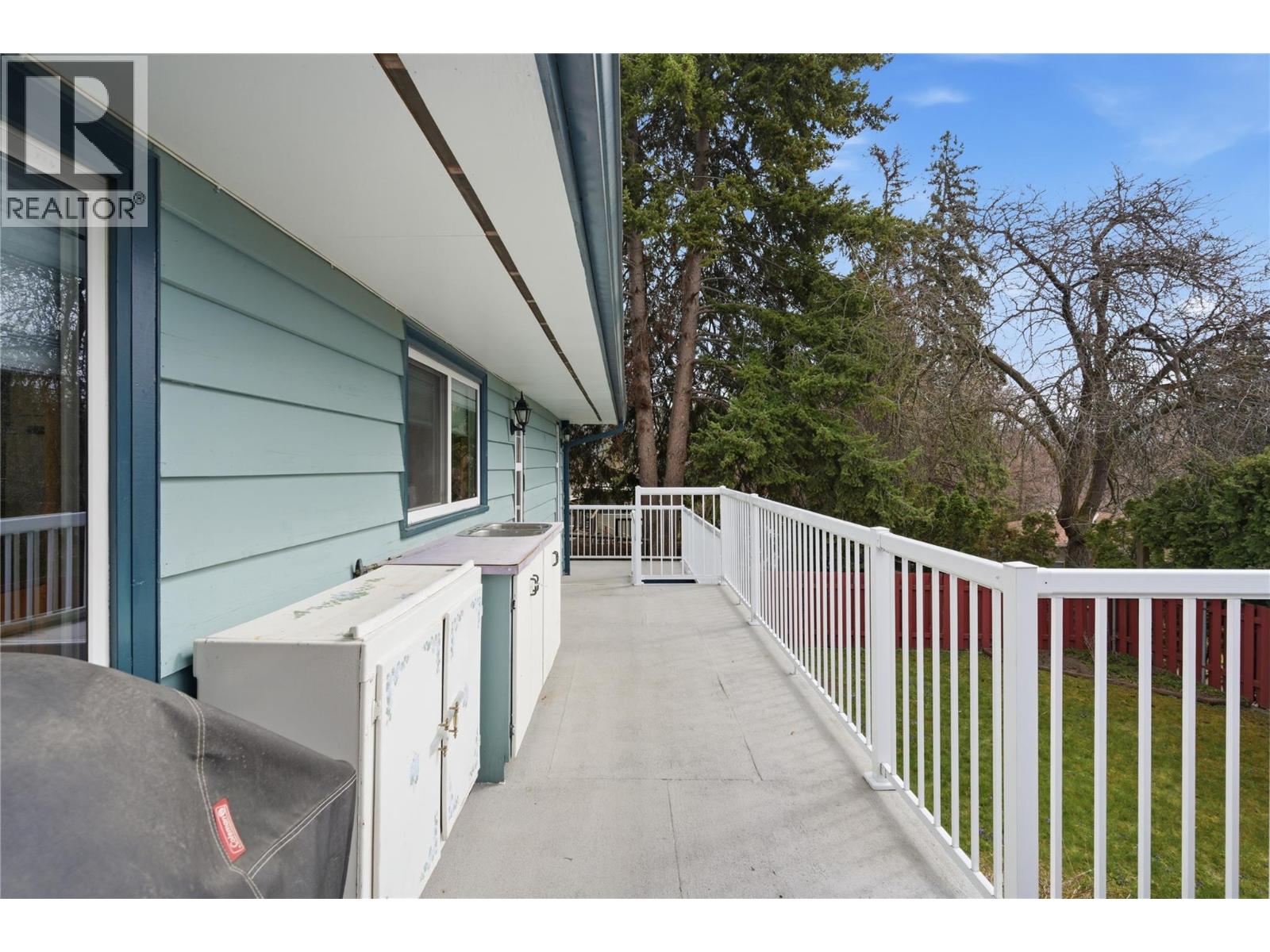 1641 Mountain Avenue, Kelowna, British Columbia  V1Y 7H7 - Photo 36 - 10381436