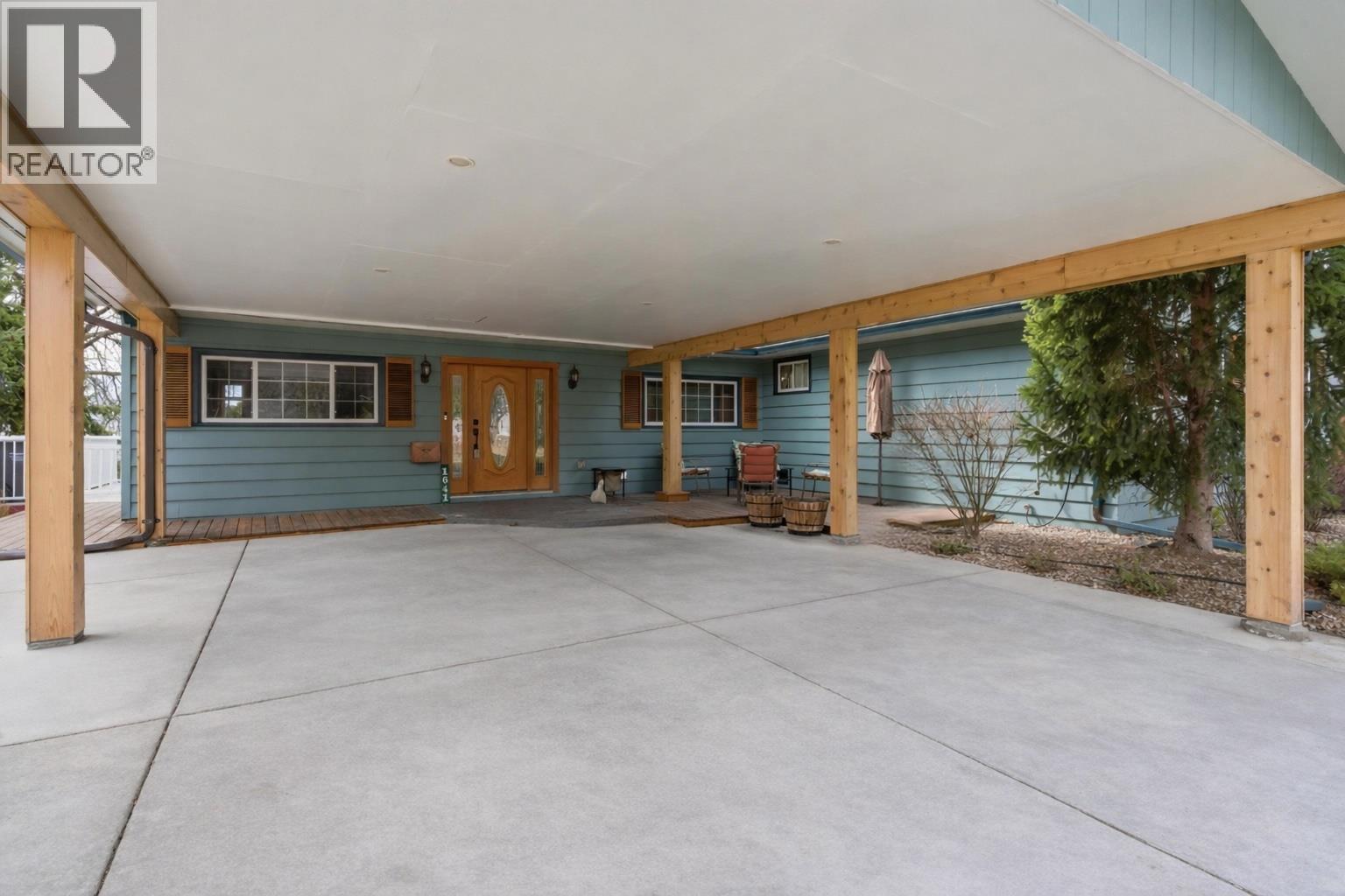 1641 Mountain Avenue, Kelowna, British Columbia  V1Y 7H7 - Photo 4 - 10381436