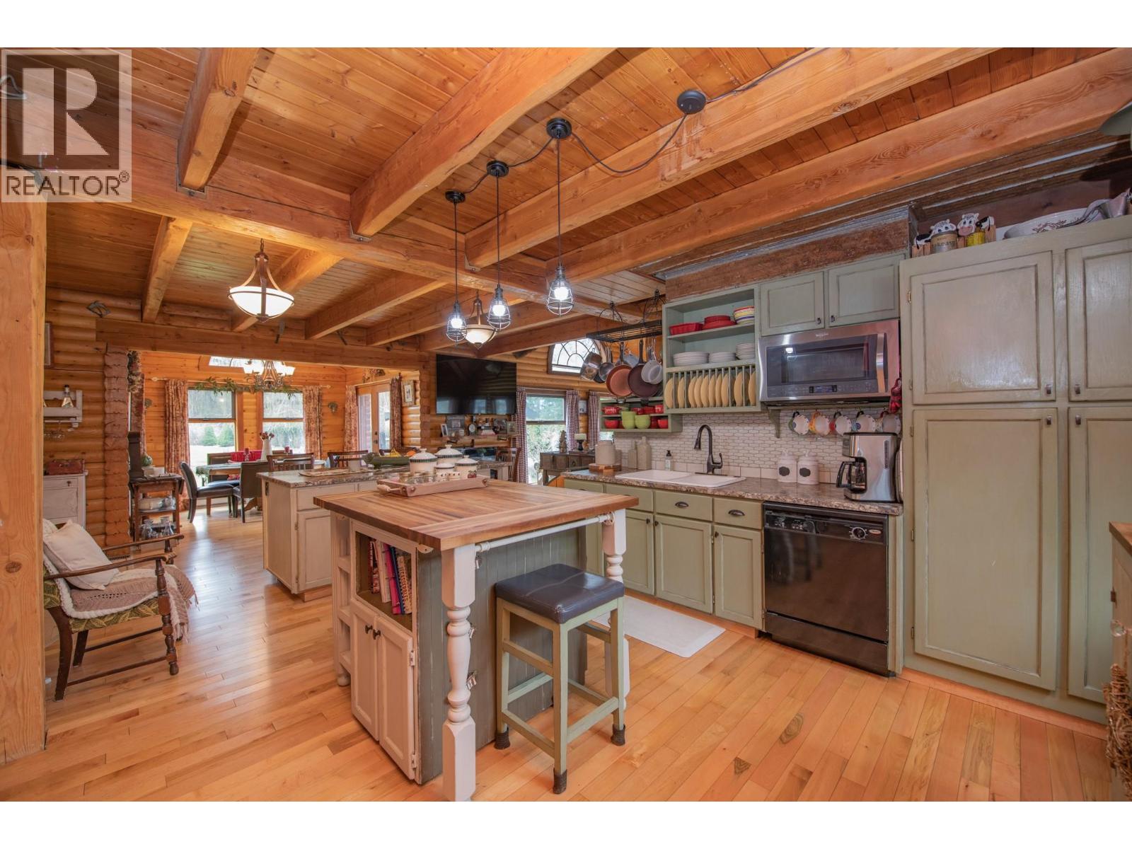 1495 6 Highway, Nakusp, British Columbia  V0G 1R1 - Photo 10 - 10381274