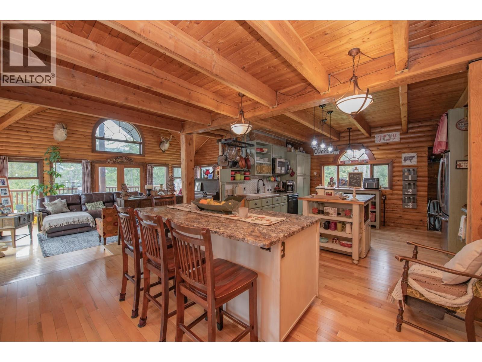 1495 6 Highway, Nakusp, British Columbia  V0G 1R1 - Photo 15 - 10381274