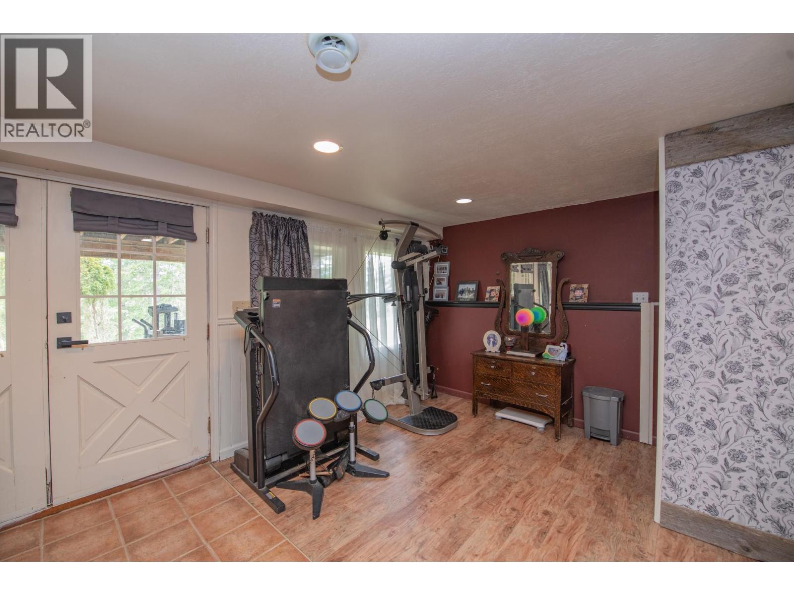 1495 6 Highway, Nakusp, British Columbia  V0G 1R1 - Photo 34 - 10381274