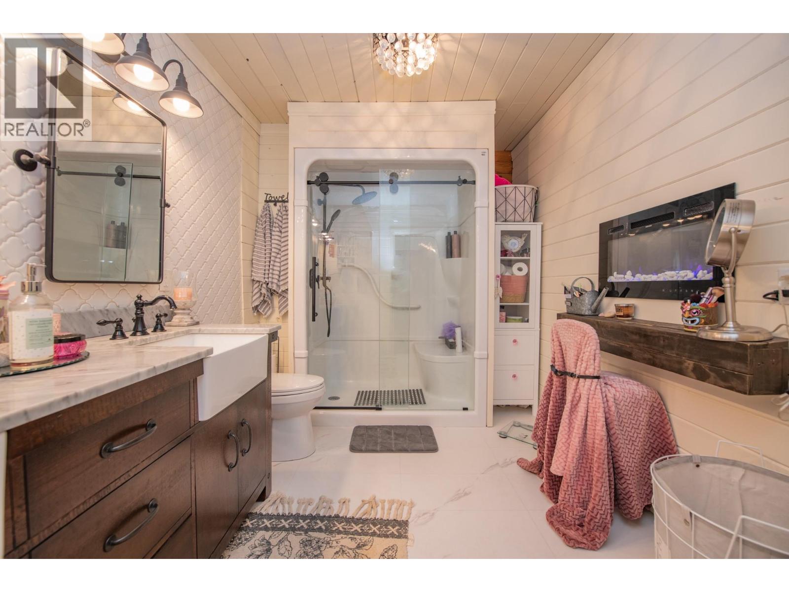 1495 6 Highway, Nakusp, British Columbia  V0G 1R1 - Photo 44 - 10381274