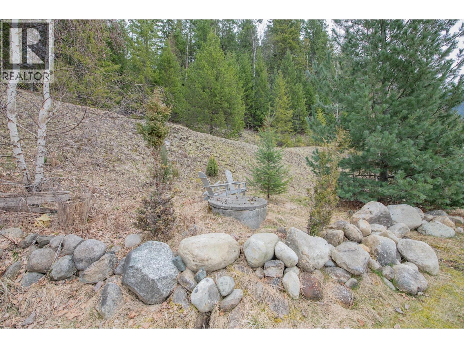 1495 6 Highway, Nakusp, British Columbia  V0G 1R1 - Photo 54 - 10381274