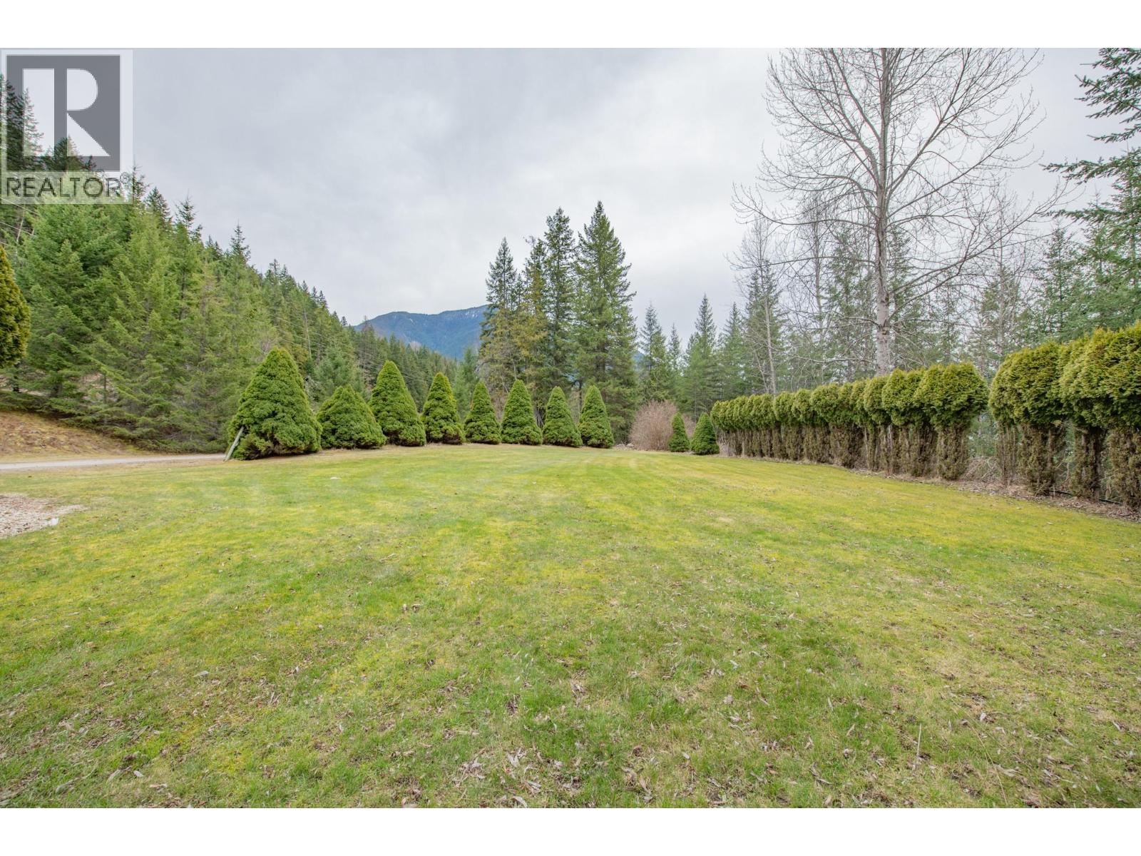 1495 6 Highway, Nakusp, British Columbia  V0G 1R1 - Photo 61 - 10381274
