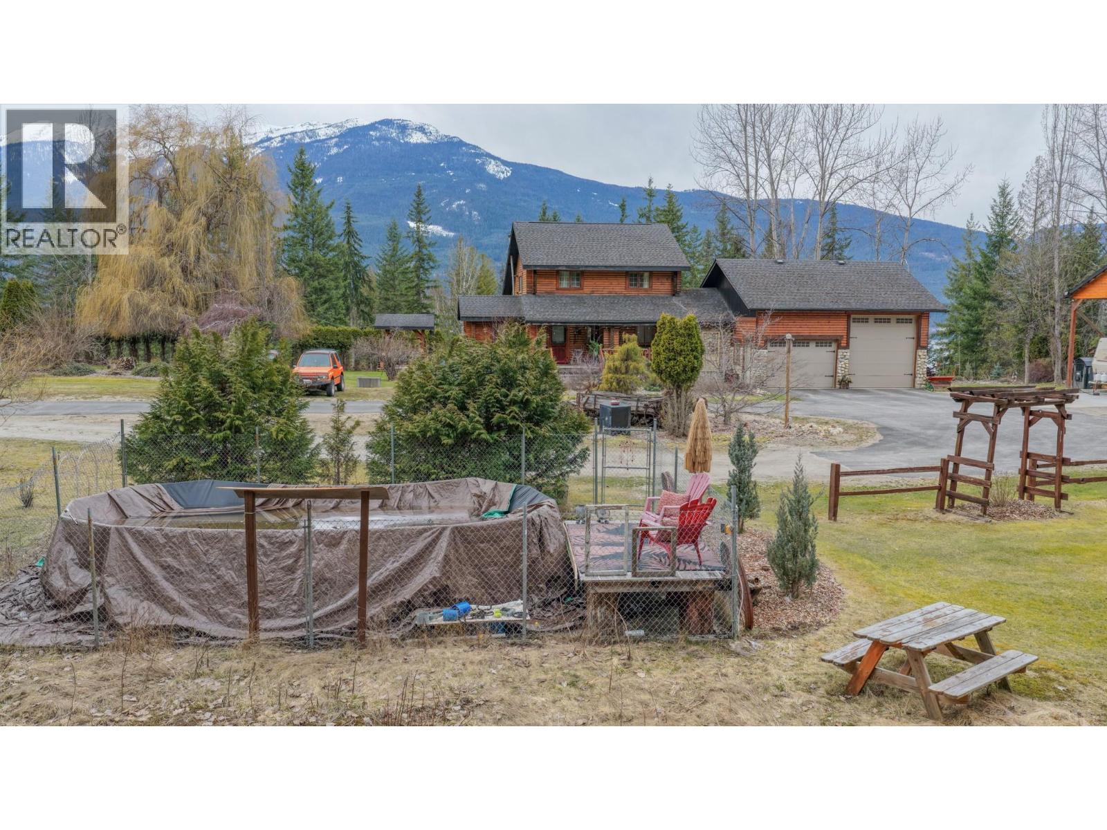 1495 6 Highway, Nakusp, British Columbia  V0G 1R1 - Photo 84 - 10381274