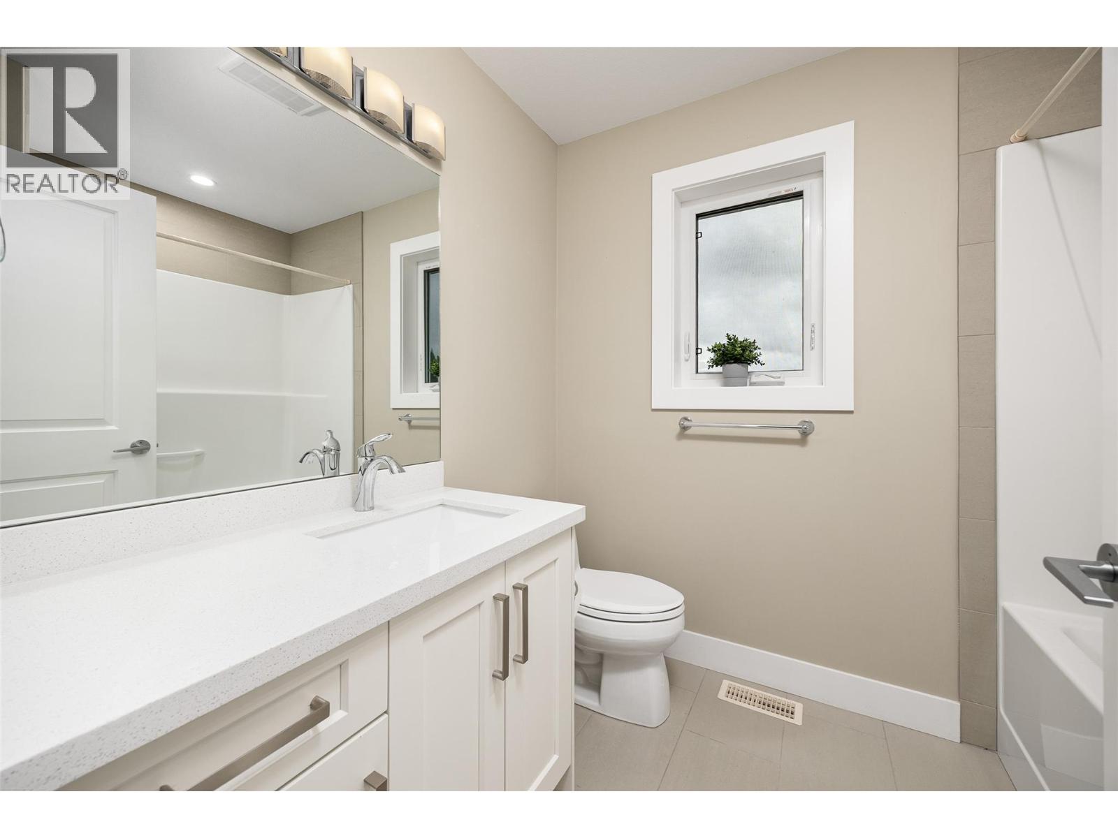 6018 Fulks Road, Peachland, British Columbia  V0H 1X4 - Photo 36 - 10381222