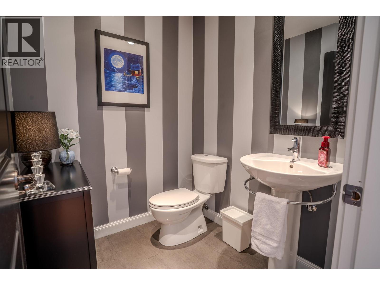 2399 Hillen Crescent, Magna Bay, British Columbia  V0E 1M7 - Photo 17 - 10382048