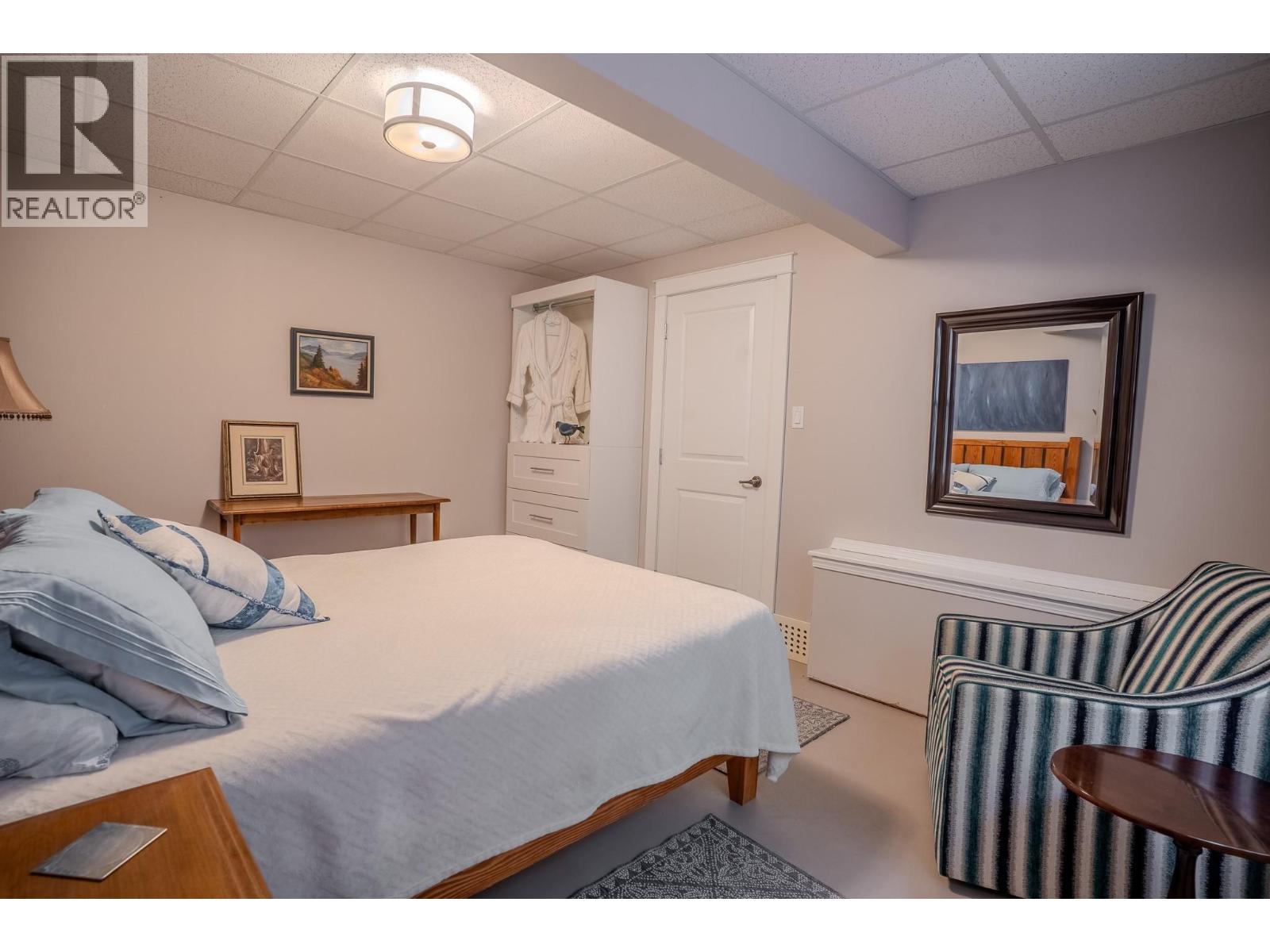 2399 Hillen Crescent, Magna Bay, British Columbia  V0E 1M7 - Photo 22 - 10382048