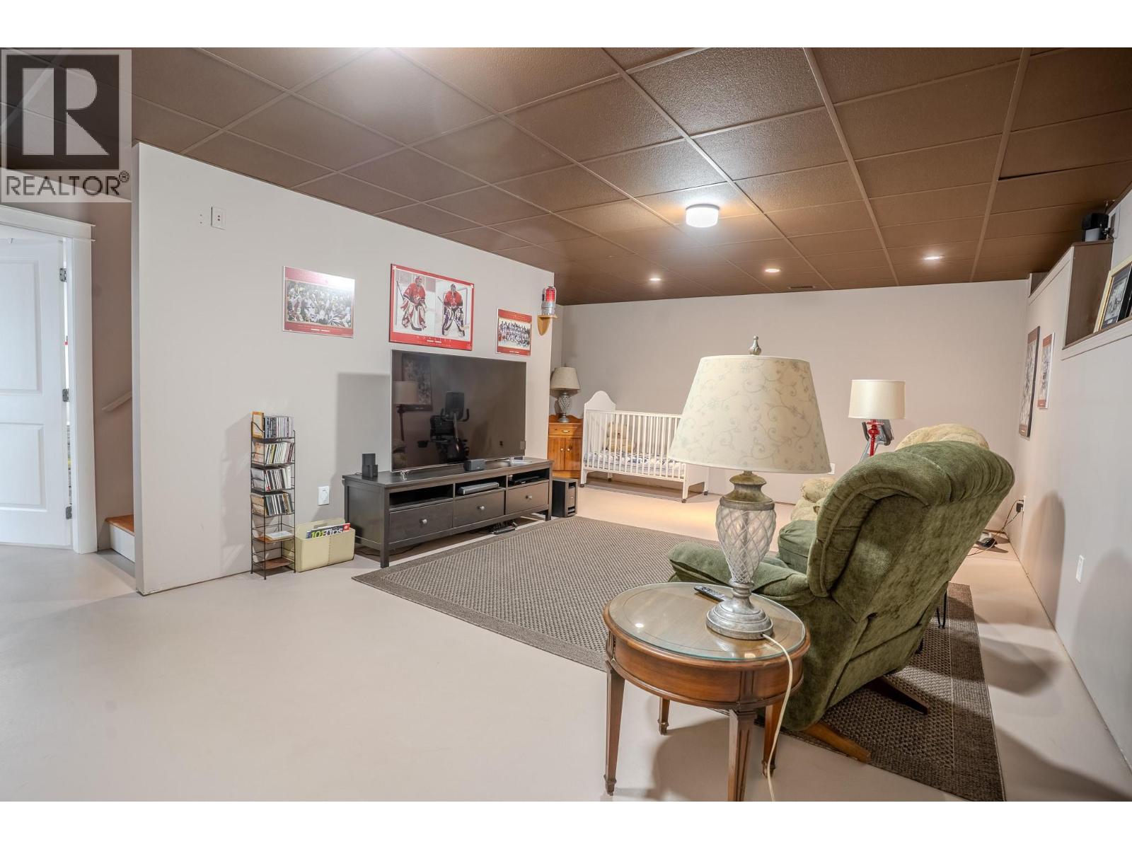 2399 Hillen Crescent, Magna Bay, British Columbia  V0E 1M7 - Photo 26 - 10382048