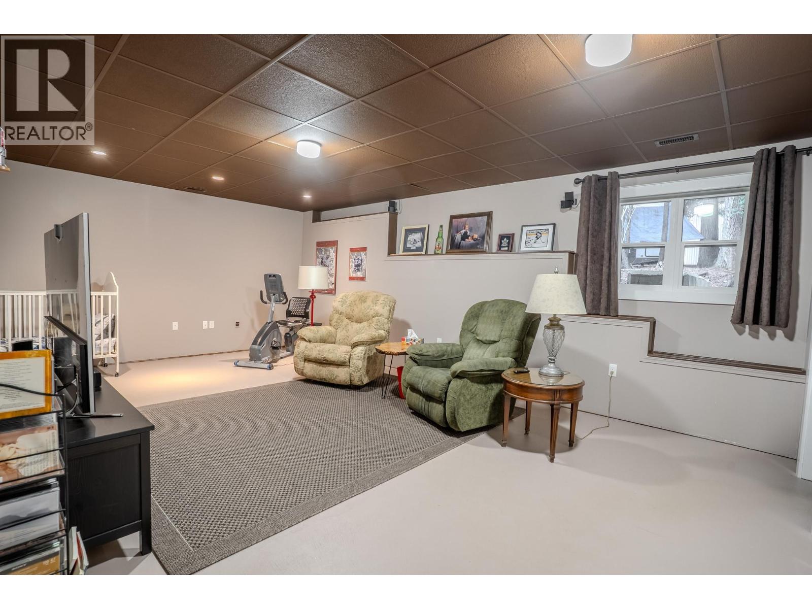 2399 Hillen Crescent, Magna Bay, British Columbia  V0E 1M7 - Photo 27 - 10382048