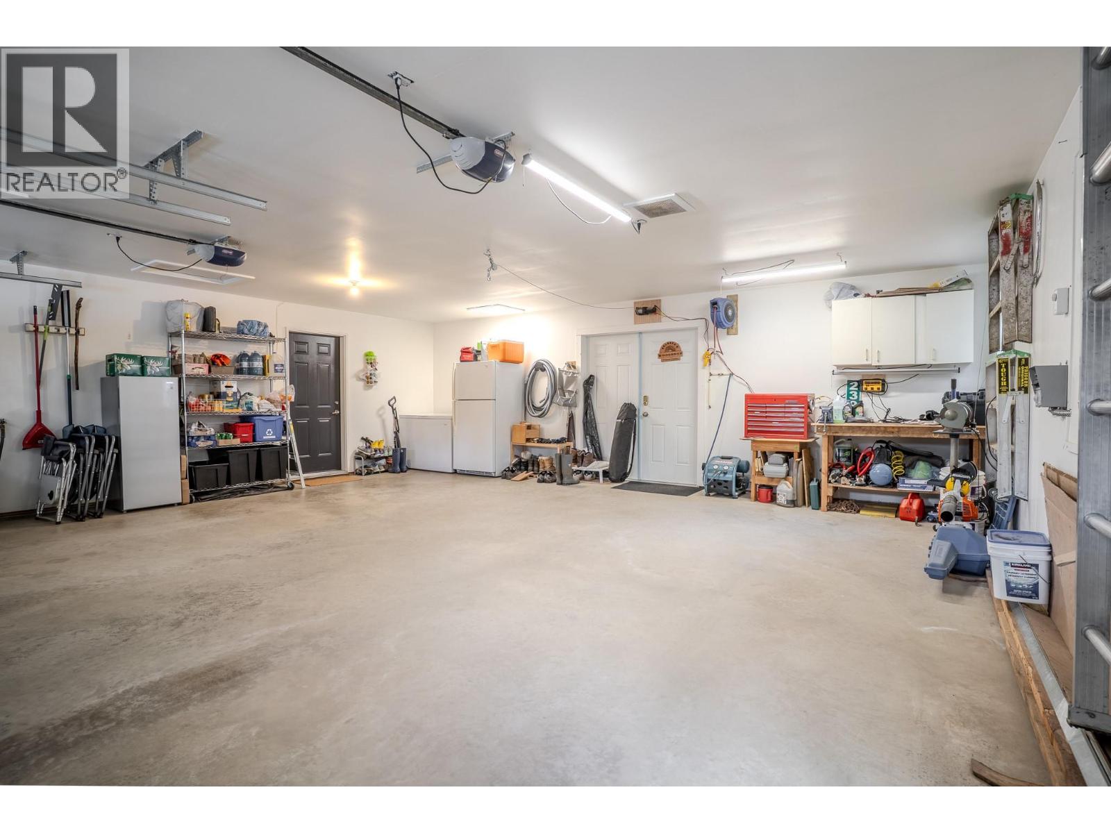 2399 Hillen Crescent, Magna Bay, British Columbia  V0E 1M7 - Photo 34 - 10382048