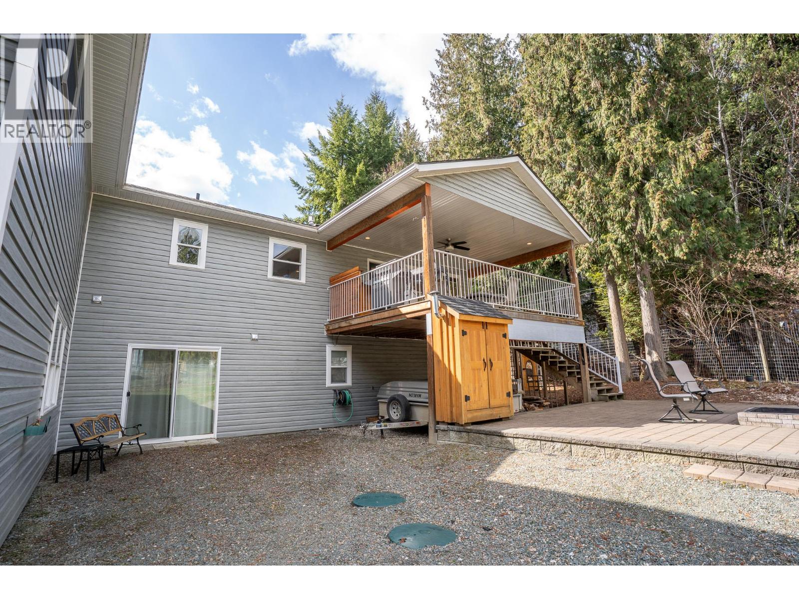 2399 Hillen Crescent, Magna Bay, British Columbia  V0E 1M7 - Photo 39 - 10382048