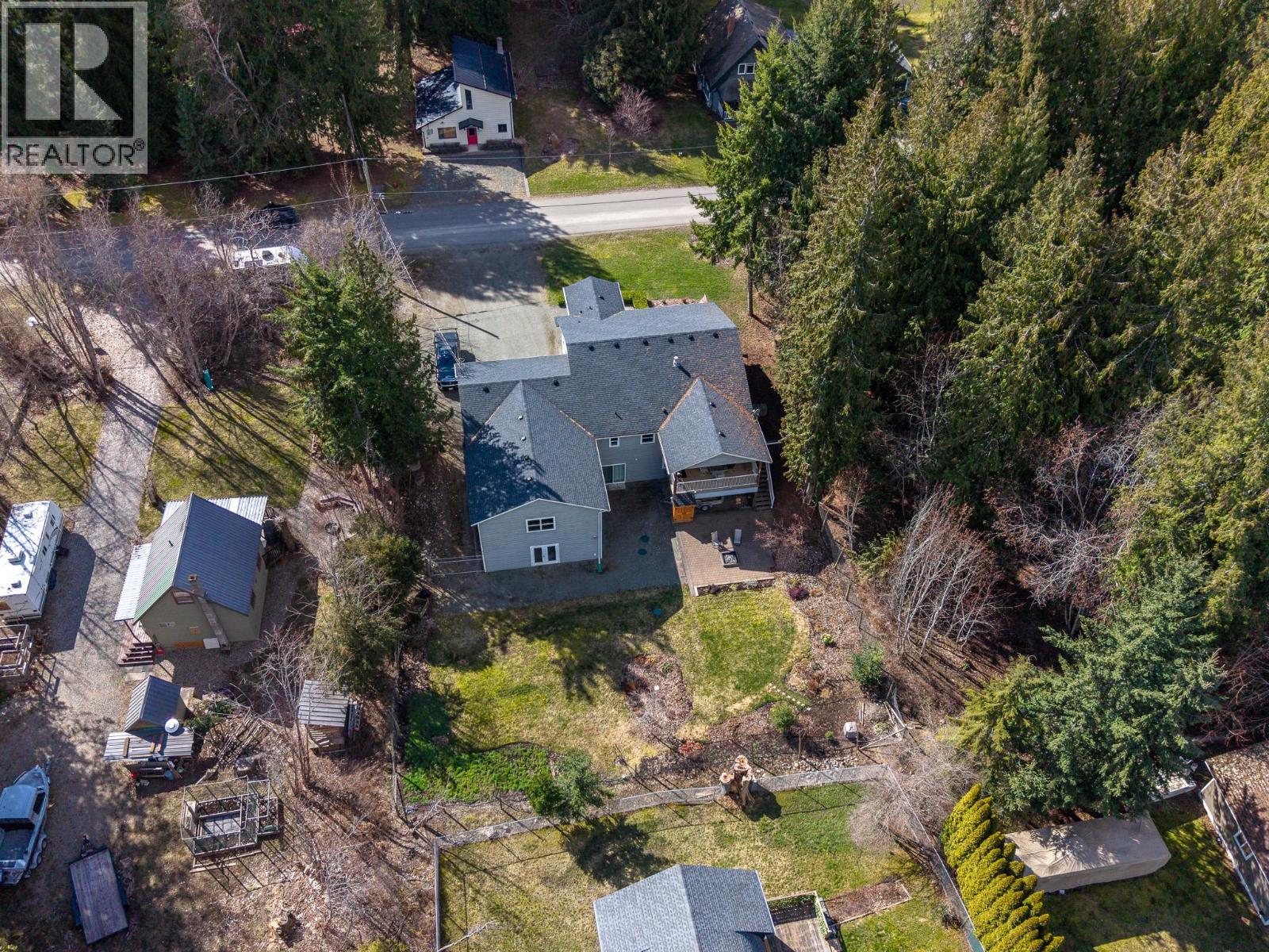 2399 Hillen Crescent, Magna Bay, British Columbia  V0E 1M7 - Photo 40 - 10382048