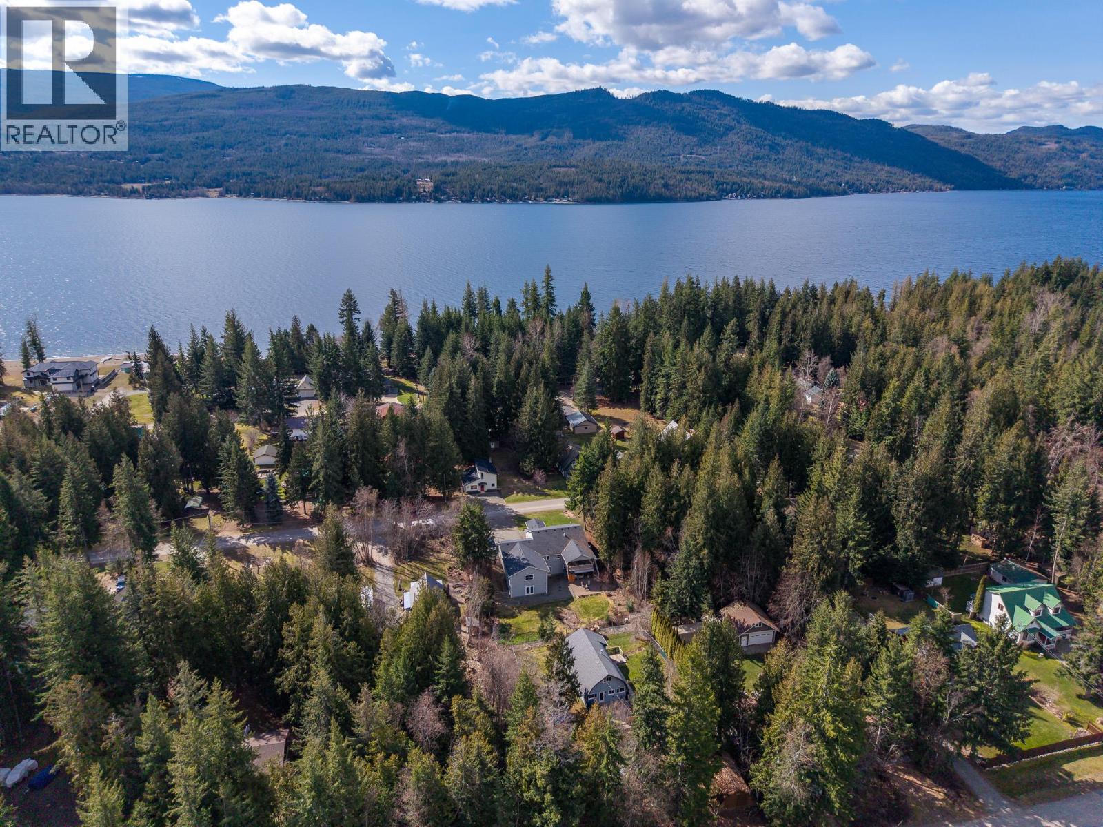 2399 Hillen Crescent, Magna Bay, British Columbia  V0E 1M7 - Photo 41 - 10382048