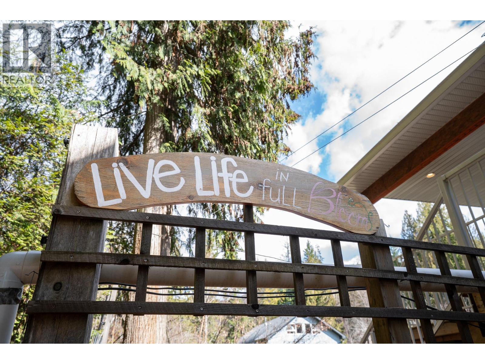 2399 Hillen Crescent, Magna Bay, British Columbia  V0E 1M7 - Photo 53 - 10382048