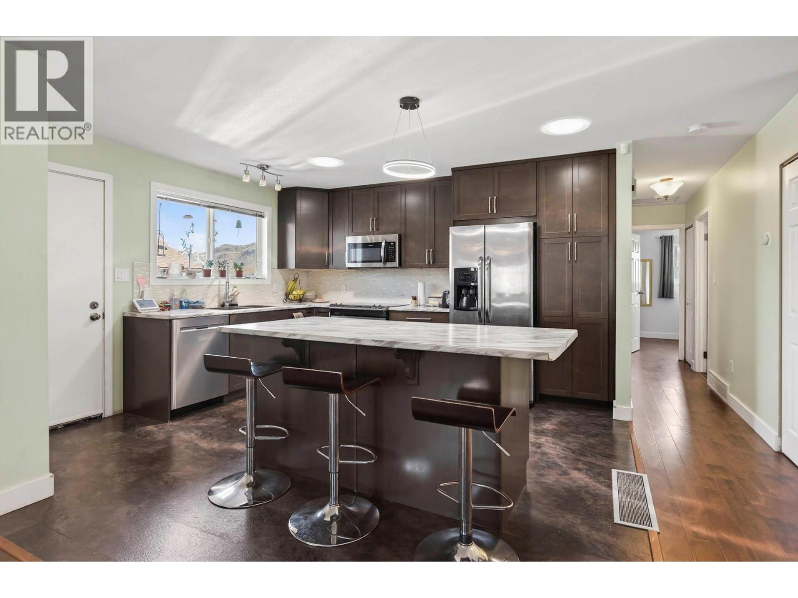 562 Pine Street, Ashcroft, British Columbia  V0K 1A0 - Photo 2 - 10381188