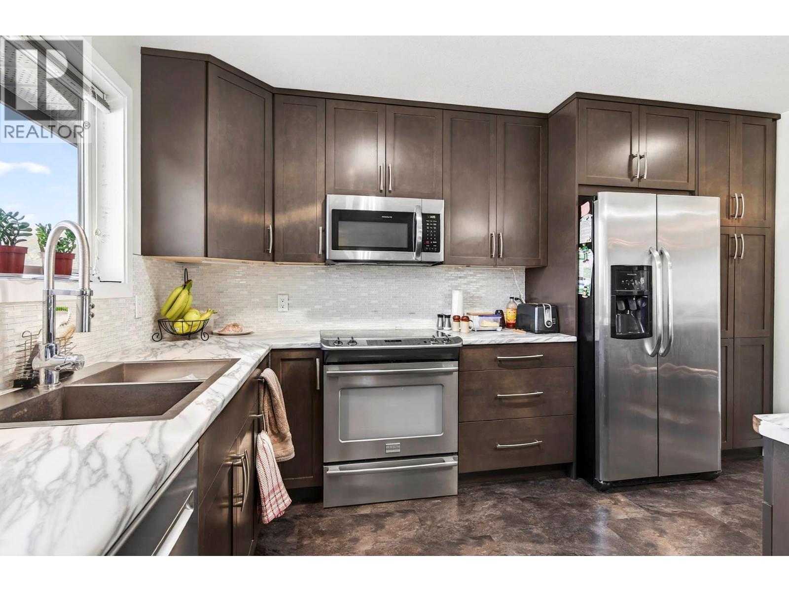 562 Pine Street, Ashcroft, British Columbia  V0K 1A0 - Photo 3 - 10381188