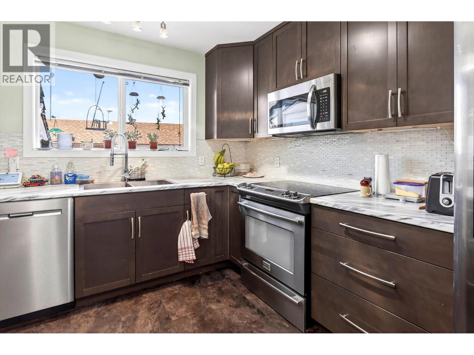 562 Pine Street, Ashcroft, British Columbia  V0K 1A0 - Photo 5 - 10381188