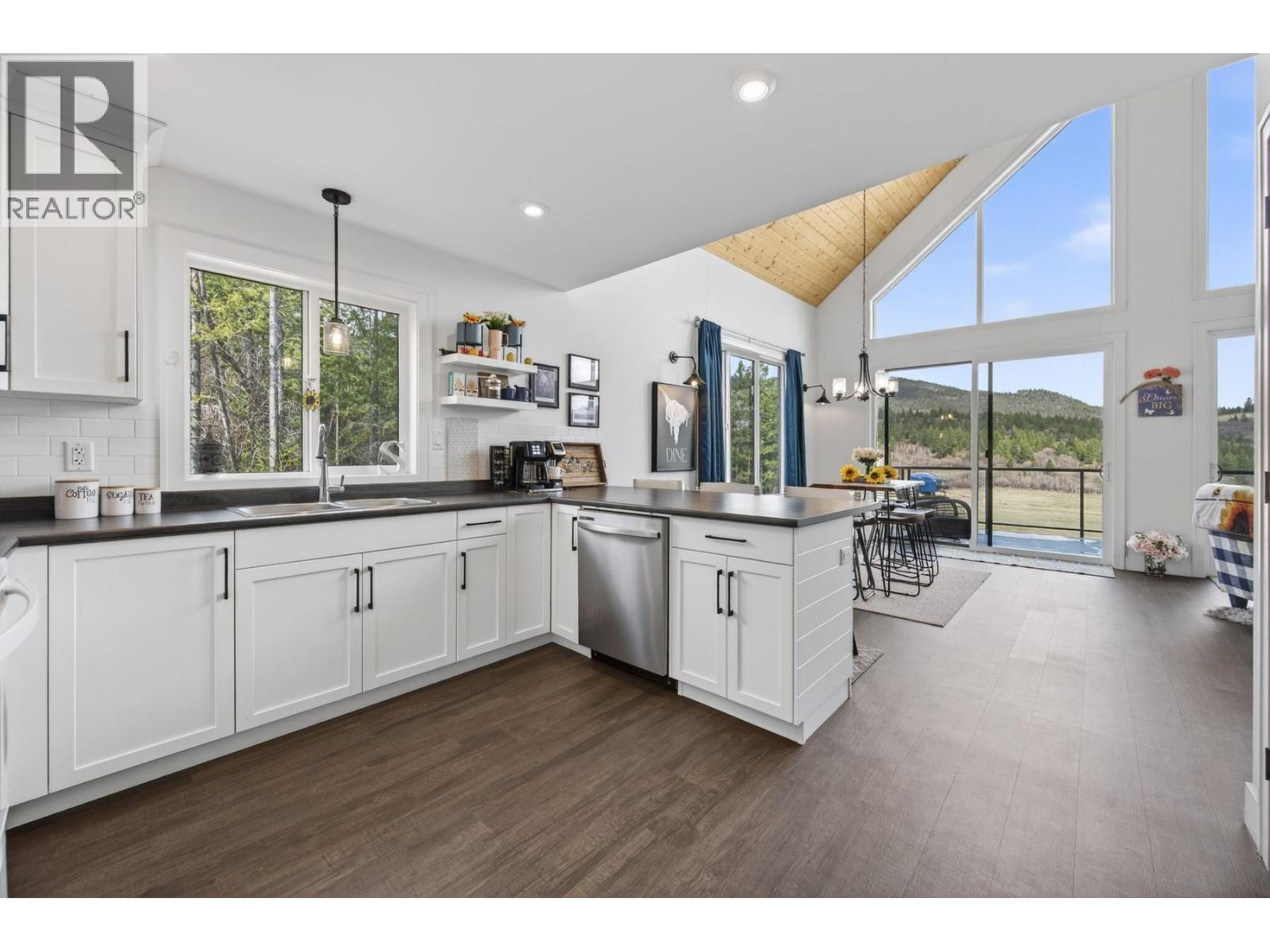 1511 Covert Place, Merritt, British Columbia  V1K 1B8 - Photo 10 - 10382054