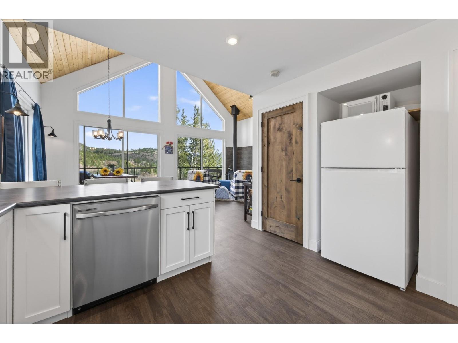 1511 Covert Place, Merritt, British Columbia  V1K 1B8 - Photo 11 - 10382054