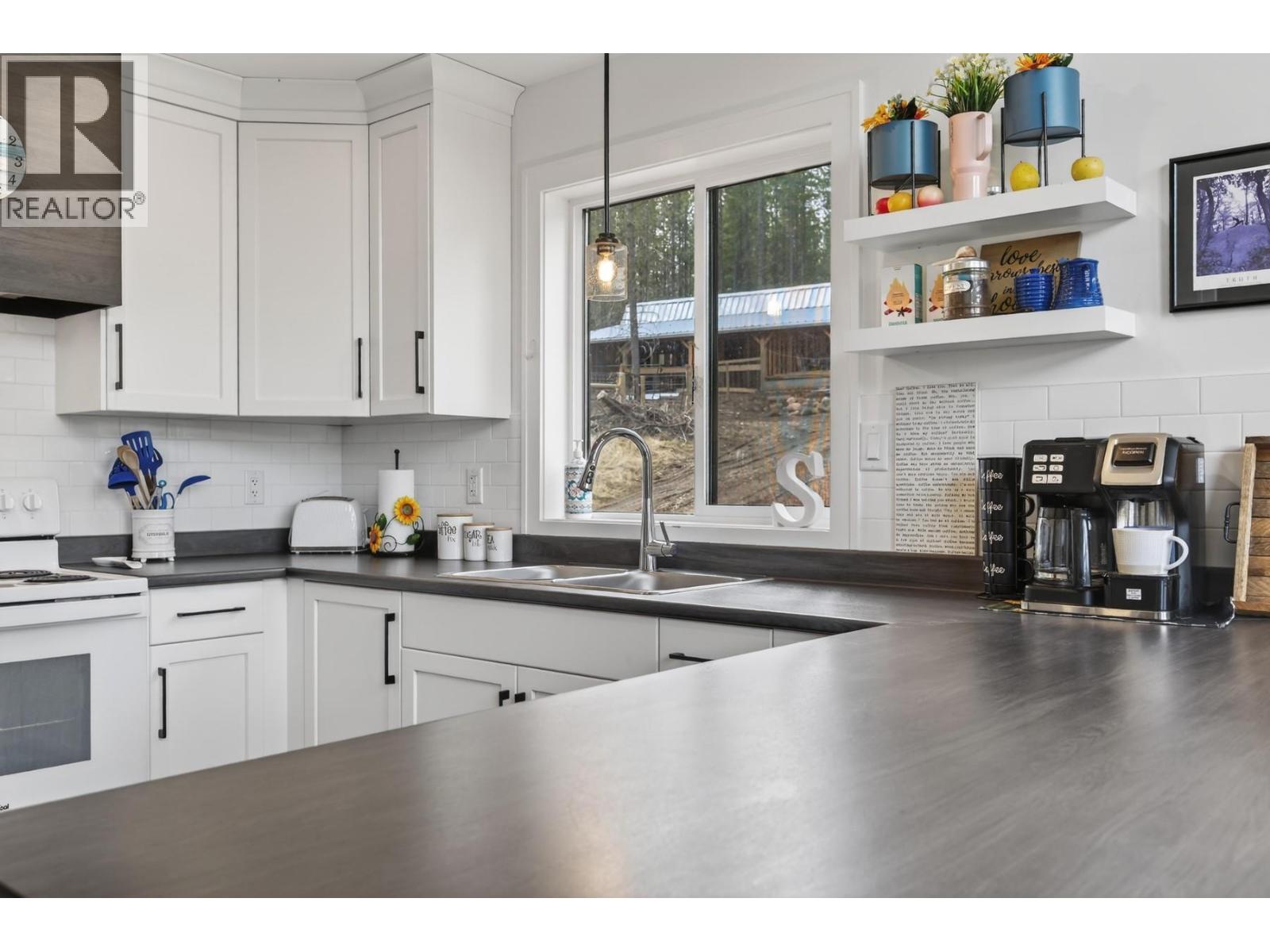 1511 Covert Place, Merritt, British Columbia  V1K 1B8 - Photo 7 - 10382054