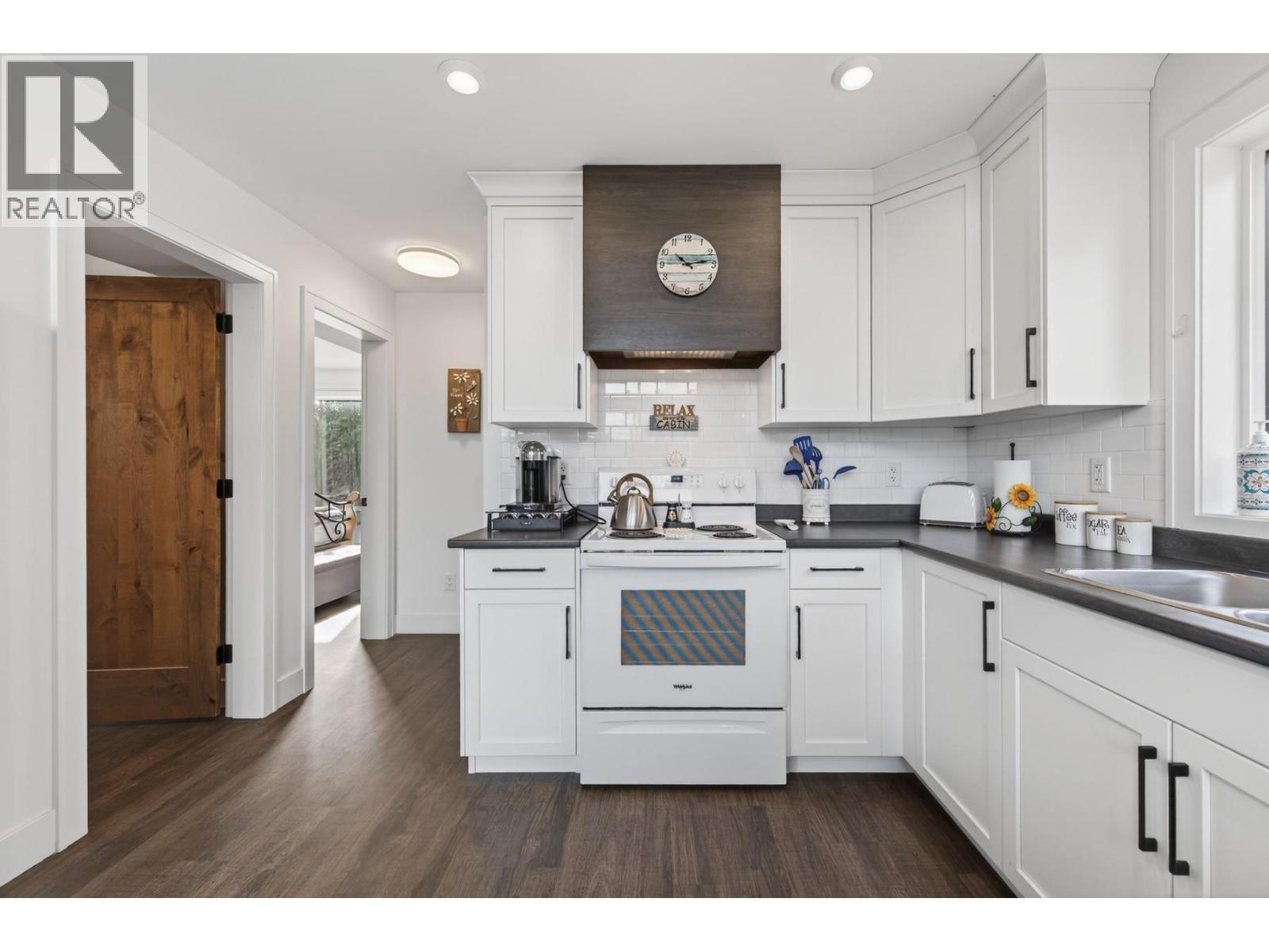 1511 Covert Place, Merritt, British Columbia  V1K 1B8 - Photo 9 - 10382054