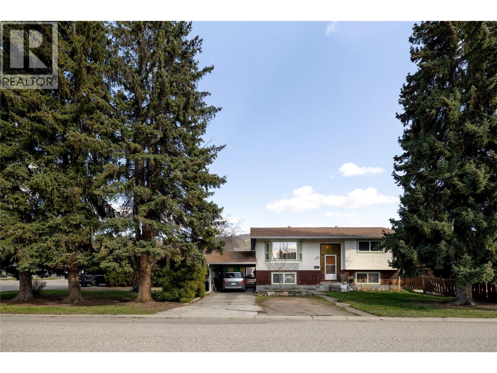 4303 18 Street, Vernon, British Columbia  V1T 7E1 - Photo 2 - 10381983