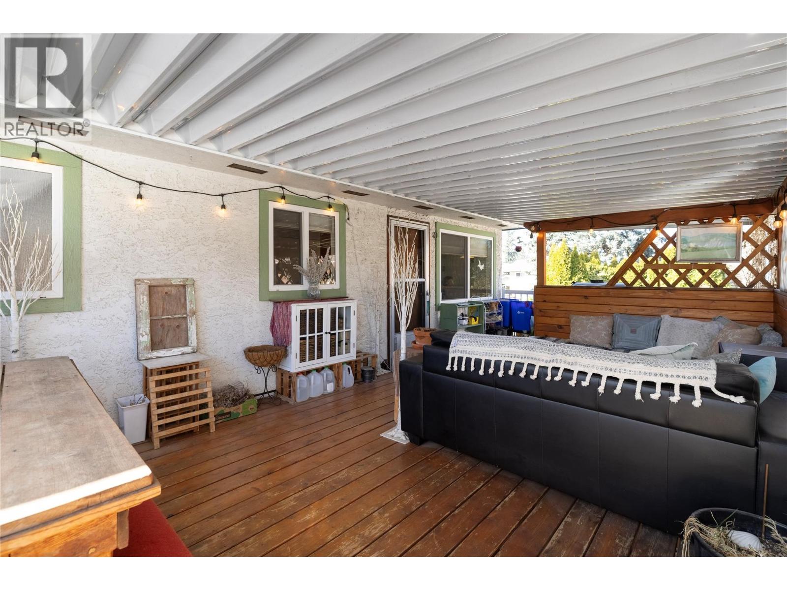 4303 18 Street, Vernon, British Columbia  V1T 7E1 - Photo 9 - 10381983