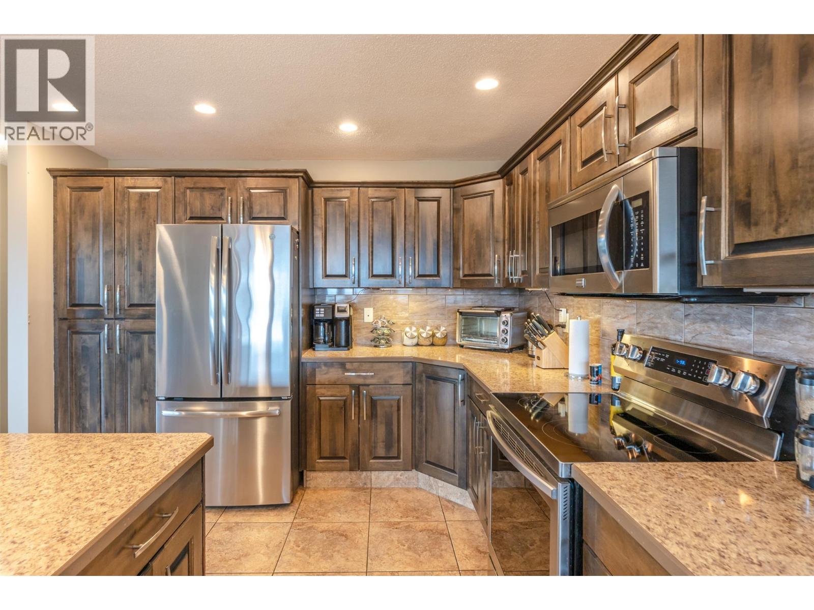 1418 Fairview Road, Oliver, British Columbia  V0H 1T5 - Photo 4 - 10381663