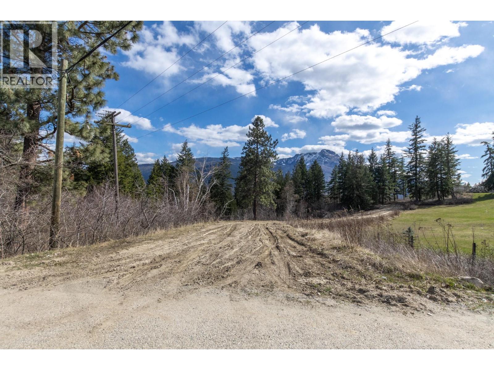 1600 Street Sw, Salmon Arm, British Columbia  V1E 3B3 - Photo 14 - 10381660