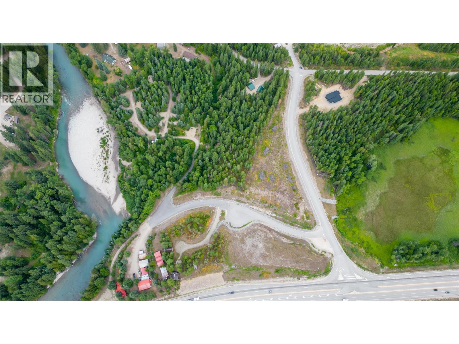 5465 Bowolin Road, Out Of Area, British Columbia  V0E 2J0 - Photo 6 - 10381909