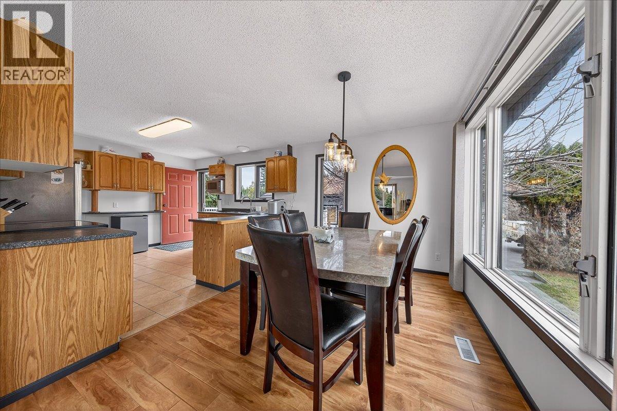 1827 Benninger Road, Windermere, British Columbia  V0B 2L2 - Photo 8 - 10381852