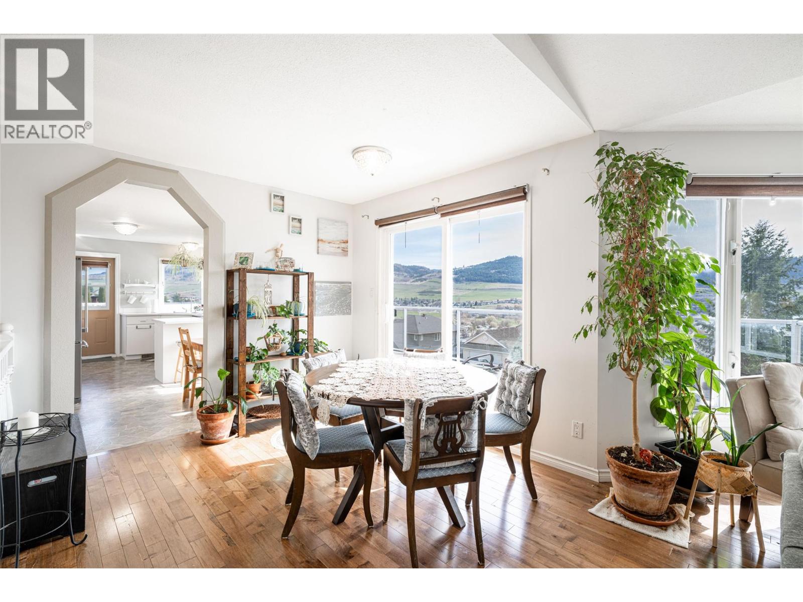 6815 Cameo Drive N, Vernon, British Columbia  V1H 1N9 - Photo 23 - 10382080