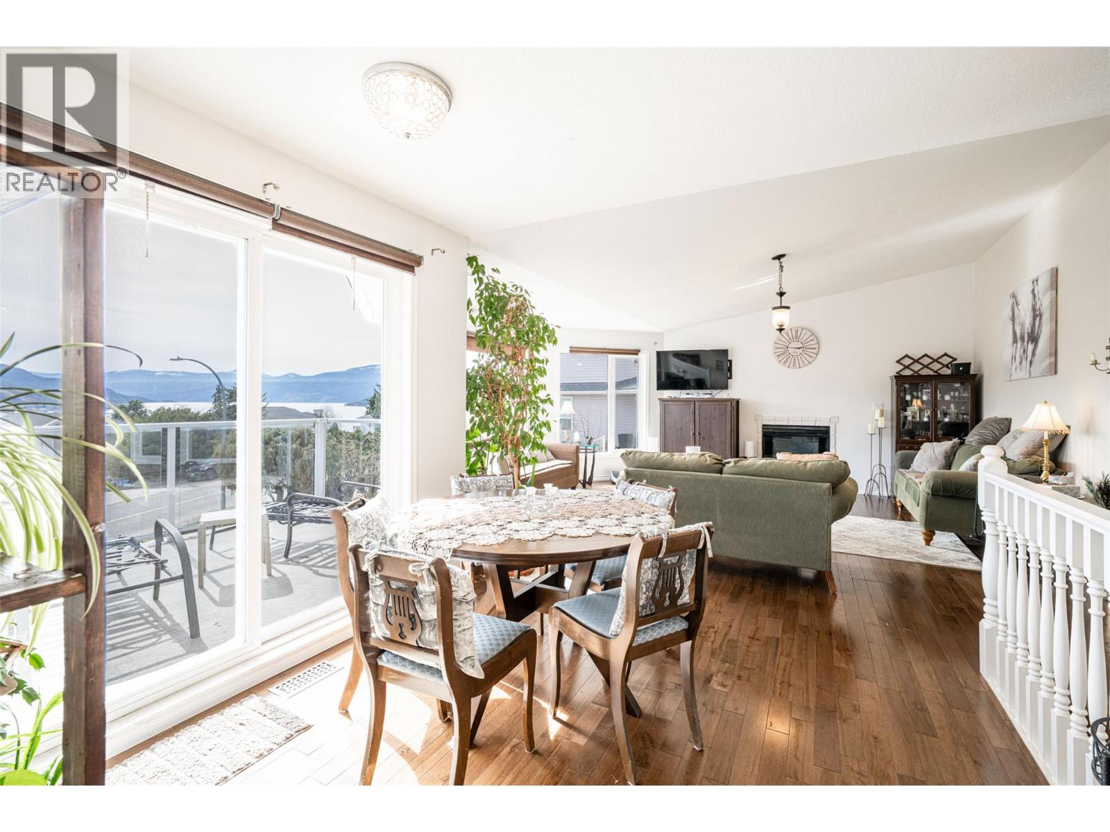 6815 Cameo Drive N, Vernon, British Columbia  V1H 1N9 - Photo 24 - 10382080