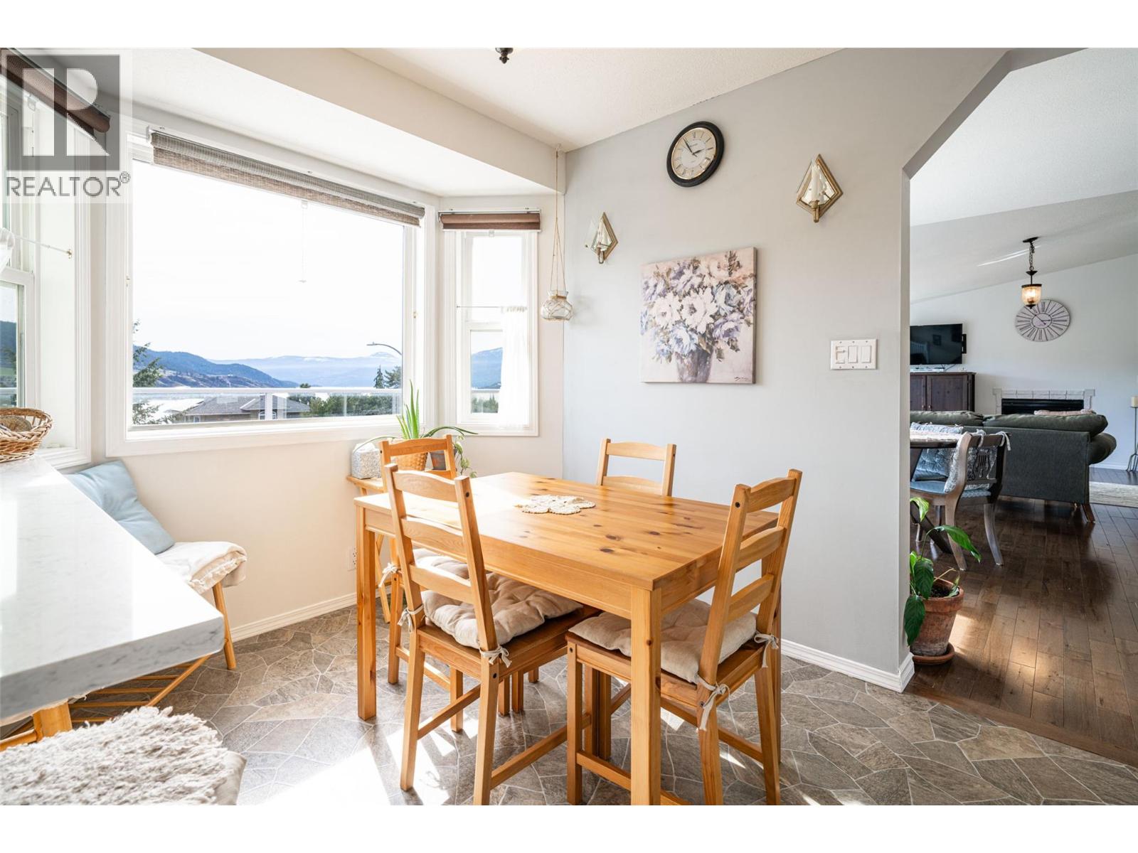 6815 Cameo Drive N, Vernon, British Columbia  V1H 1N9 - Photo 31 - 10382080