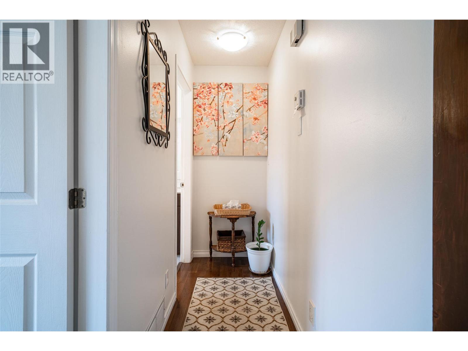 6815 Cameo Drive N, Vernon, British Columbia  V1H 1N9 - Photo 41 - 10382080