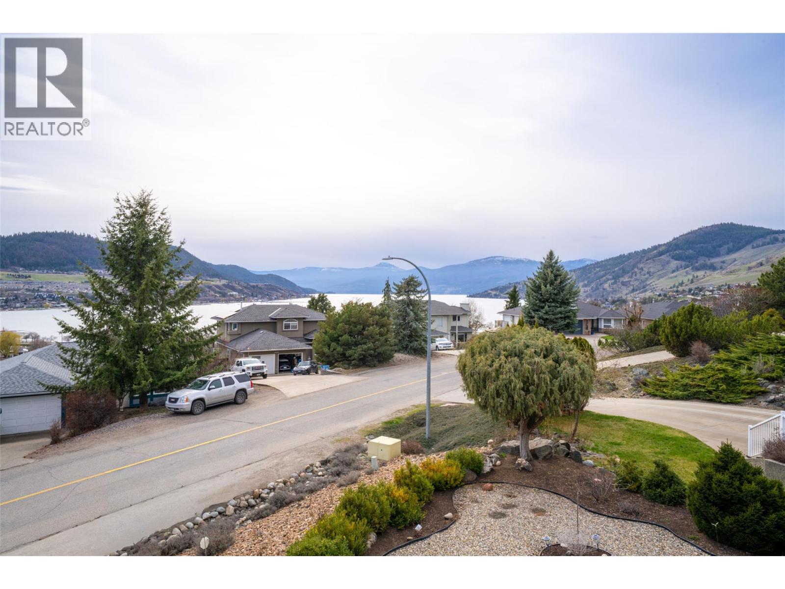 6815 Cameo Drive N, Vernon, British Columbia  V1H 1N9 - Photo 49 - 10382080